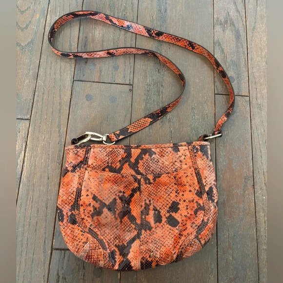 b. makowsky Handbags - B MAKOWSKY Crossbody Orange Snakeskin Print